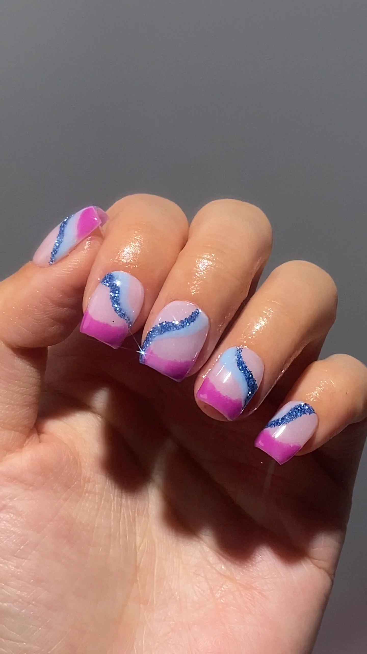 Vibrant Dual Swirl French